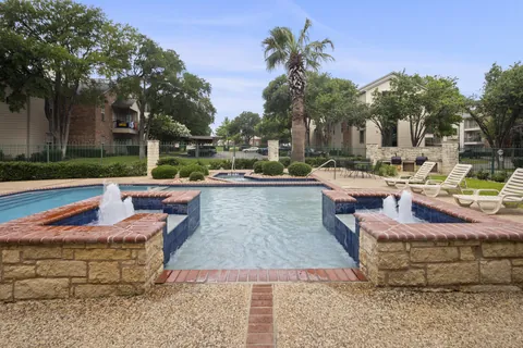 Turtle Creek Village photo 17